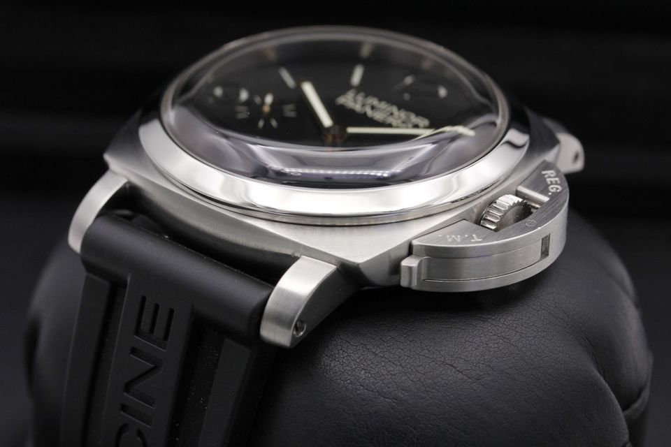 Panerai Luminor 1950 PAM00127 Image 2